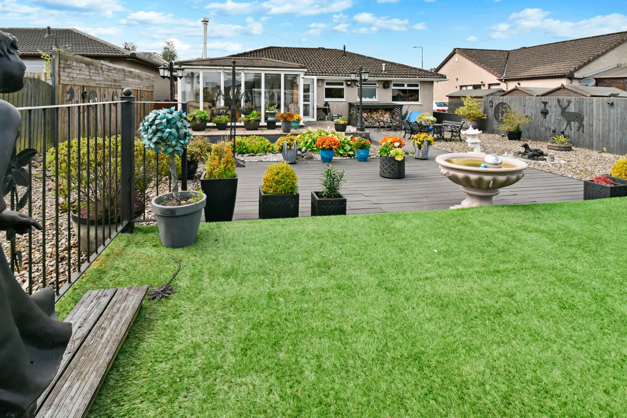 Harthill Road, Bathgate, photo 20