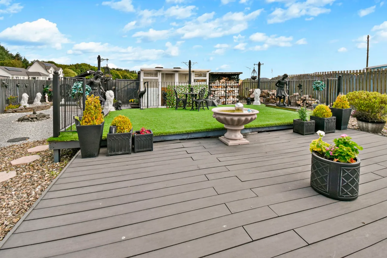 Harthill Road, Bathgate, photo 17