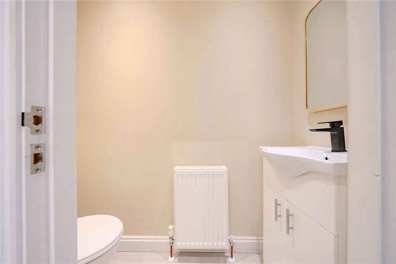 Allerton Grange Crescent, Leeds, LS17, photo 15