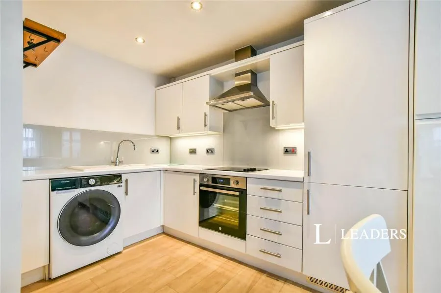 Ivy Graham Close, Manchester, M40, photo 6