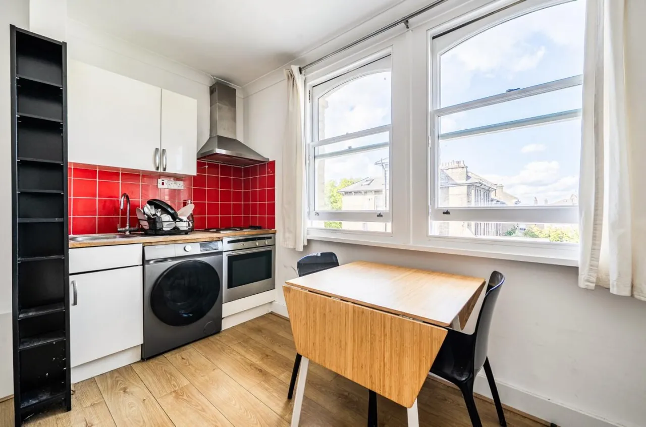 South Villas, London, NW1, photo 12