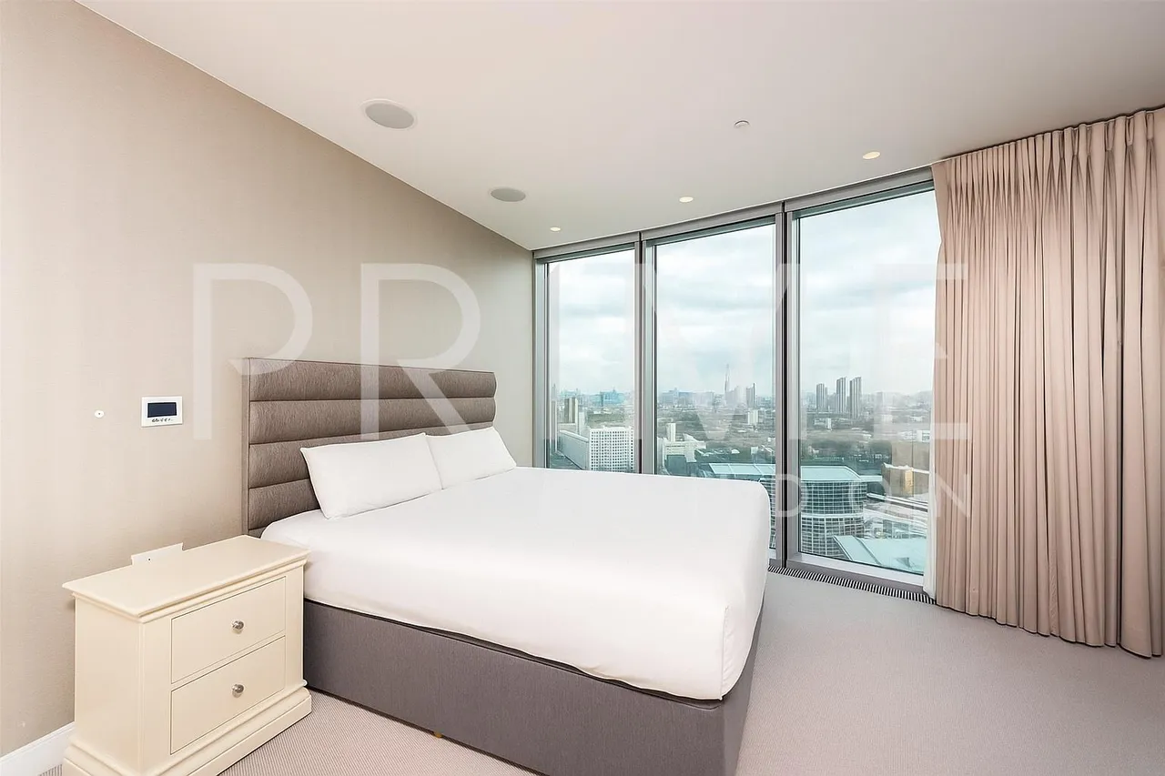 The Tower, One St. George Wharf, SW8, photo 6
