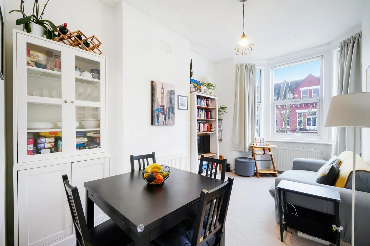 Streatley Road, London, NW6, photo 2