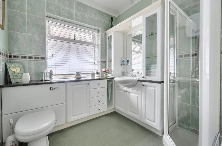 Reading Road, Woodley, RG5, photo 9