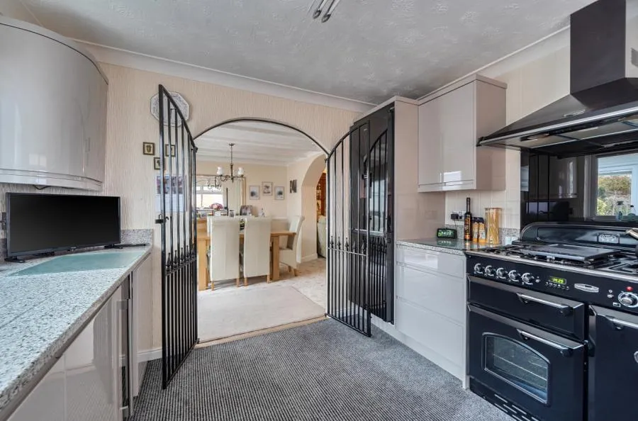 Reading Road, Woodley, RG5, photo 16