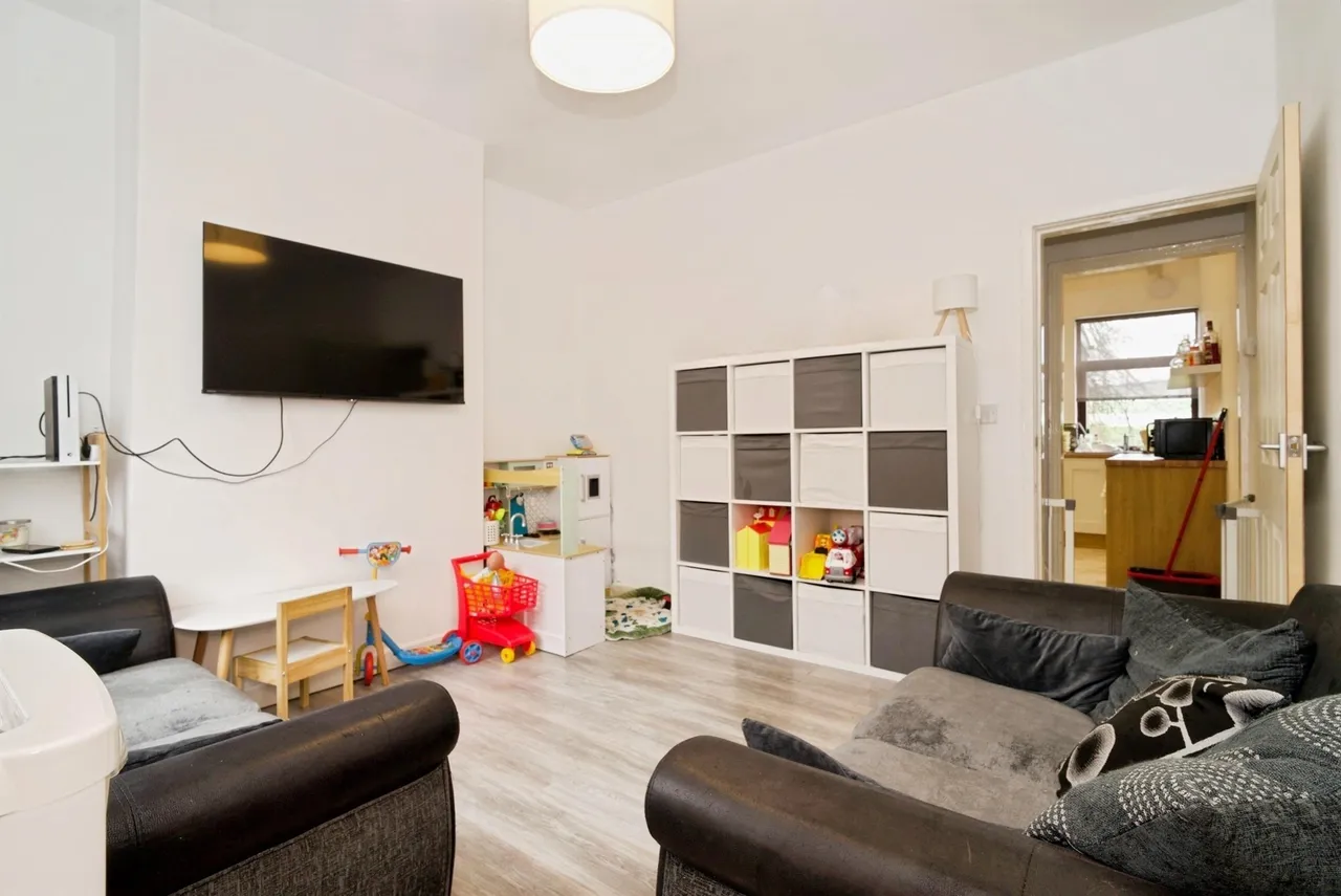 Gosling Gate Road, Goldthorpe, S63, photo 6