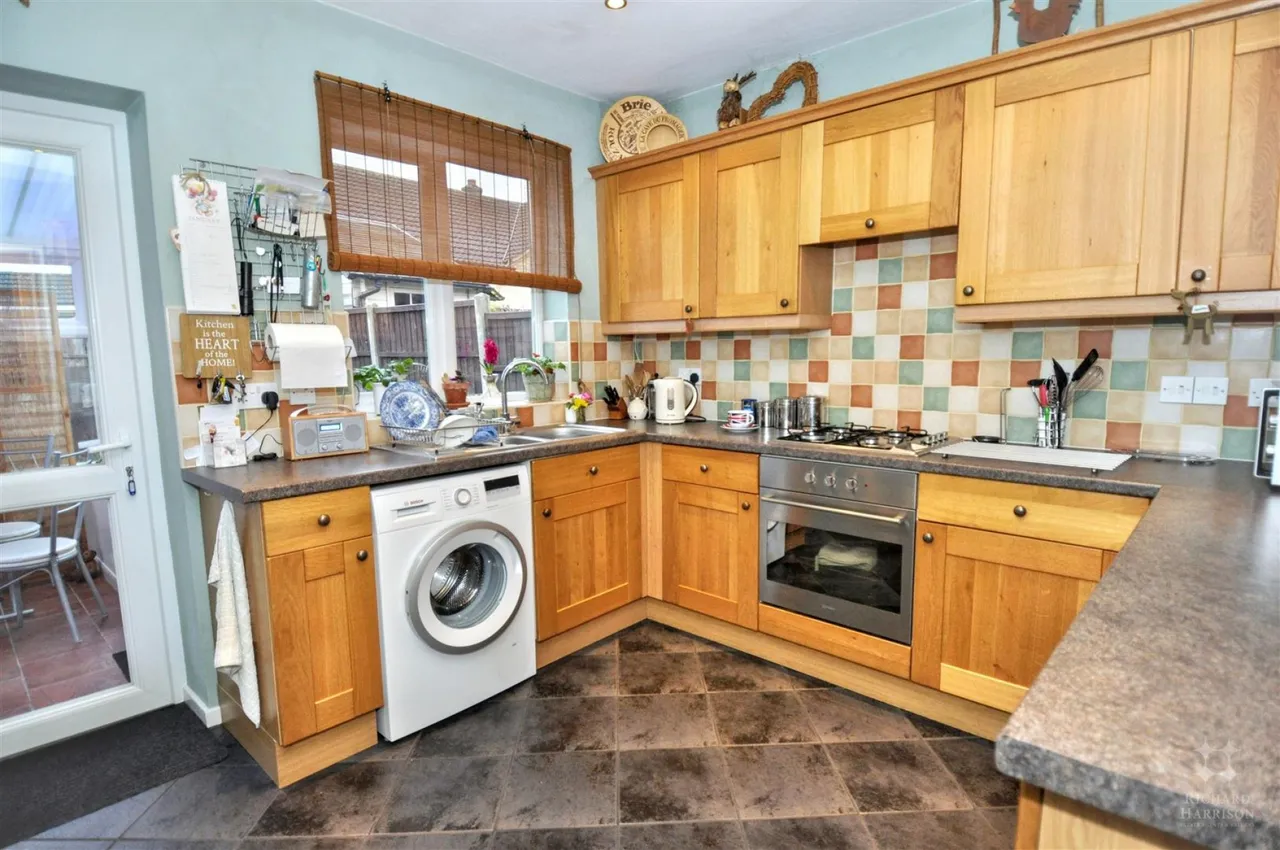 Silverton Road, Loughborough, LE11, photo 11