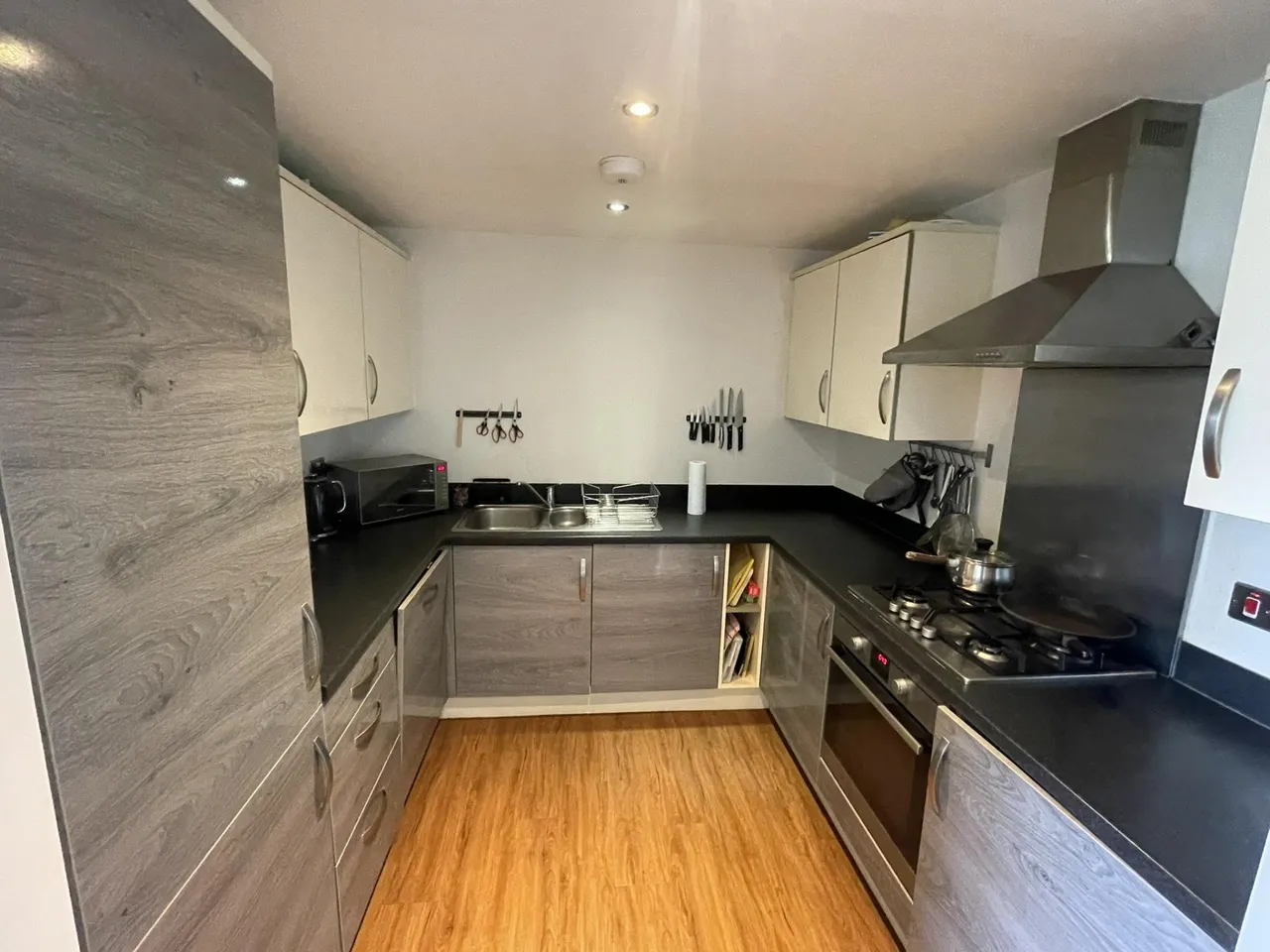 Aston Court, Diglis, WR5, photo 2