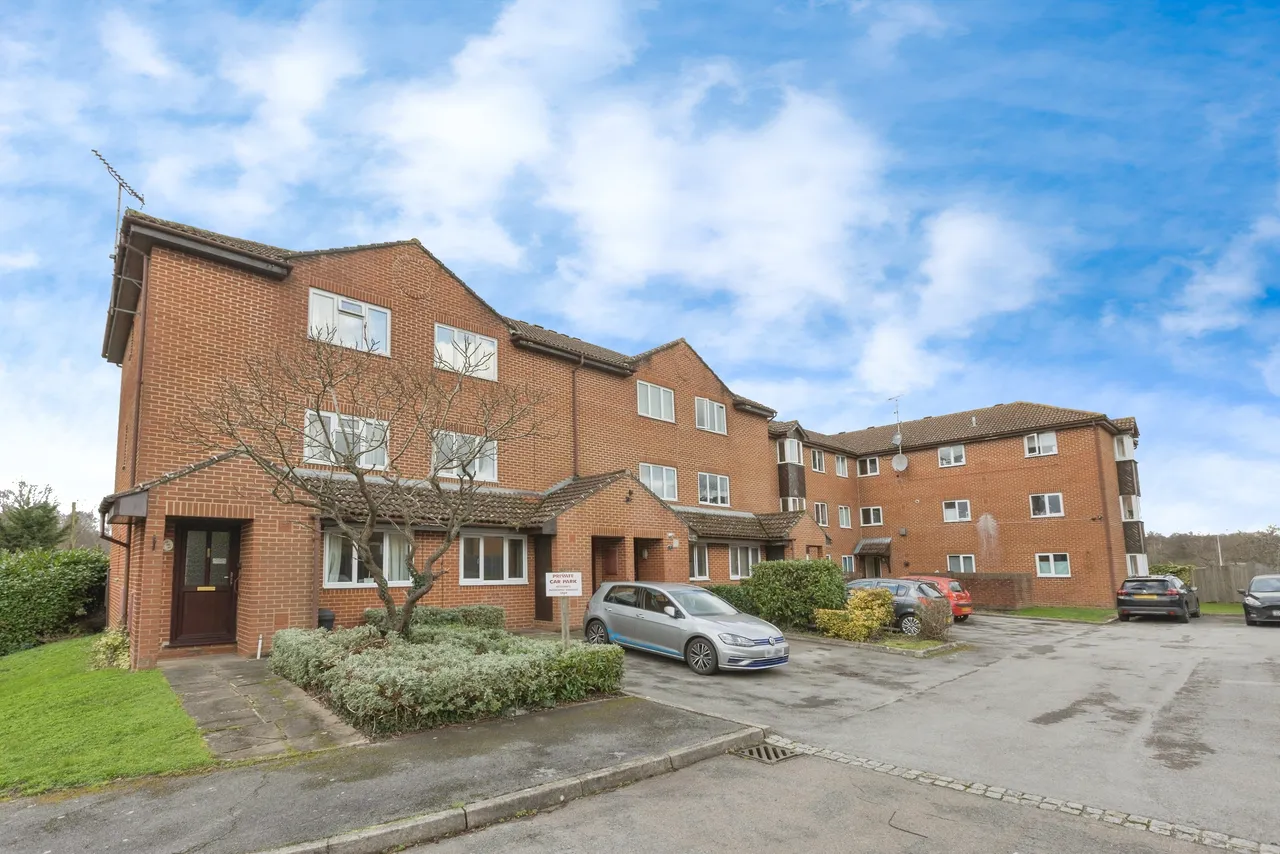 1 bed flat for sale, Berwick Way, Sevenoaks, TN14