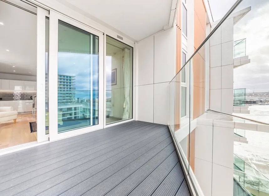 Carrick House, Royal Wharf, E16, photo 6