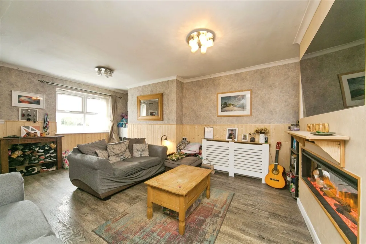 Station Road, Llanrug, LL55, photo 2