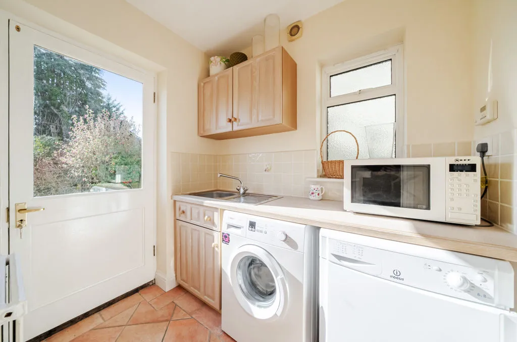Beckett Avenue, Kenley CR8 5LT, photo 9
