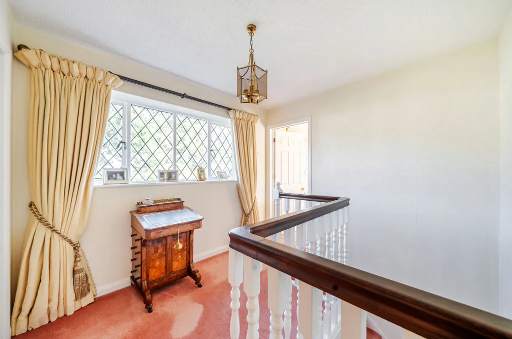 Beckett Avenue, Kenley CR8 5LT, photo 13