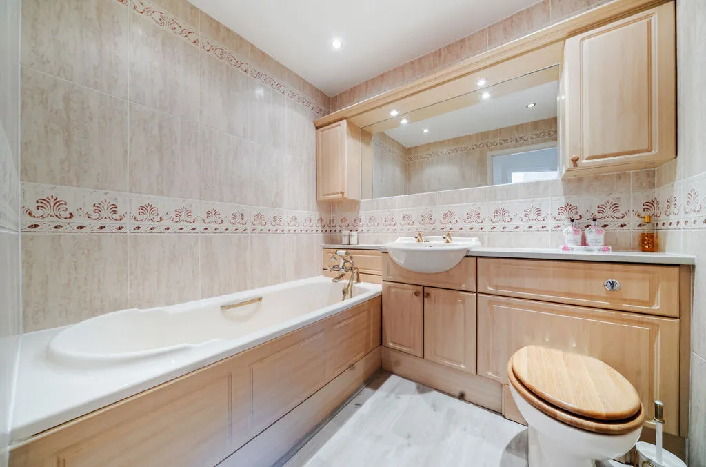 Beckett Avenue, Kenley CR8 5LT, photo 15
