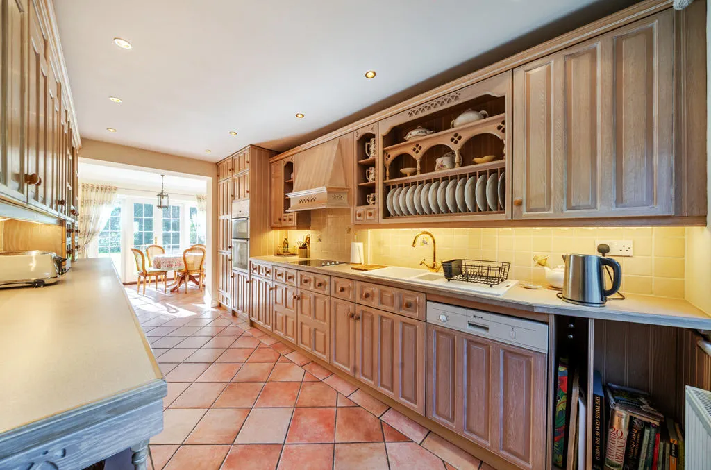 Beckett Avenue, Kenley CR8 5LT, photo 6