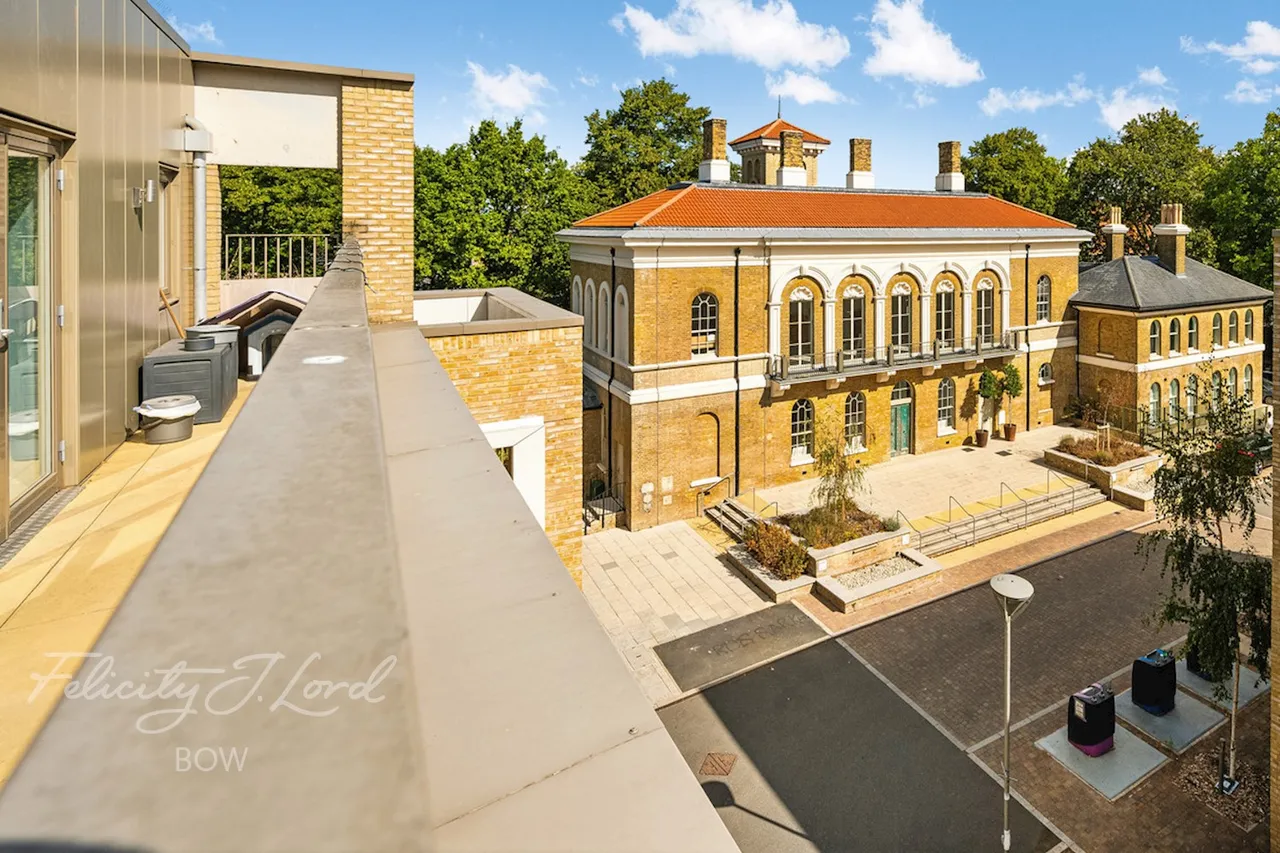 St Clements Avenue, London, E3, photo 6
