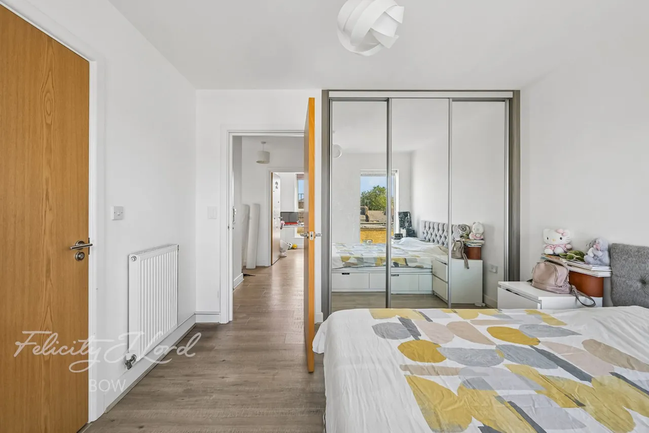 St Clements Avenue, London, E3, photo 9
