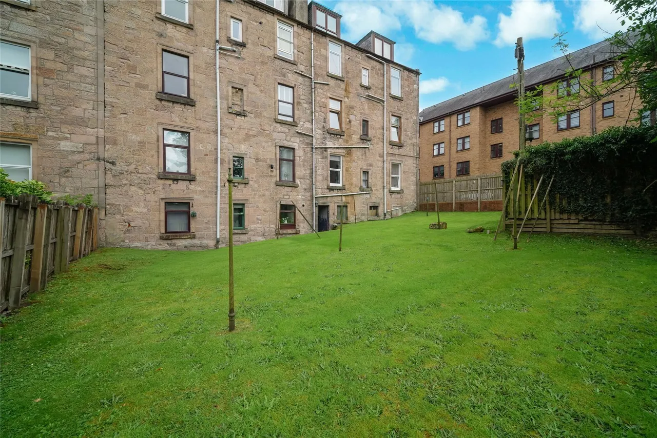 Robertson Street, Greenock, Inverclyde, PA16, photo 13