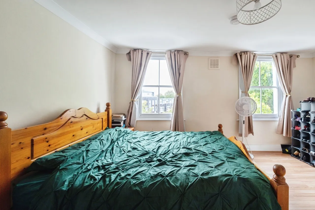 Nunhead Green, London, SE15, photo 11