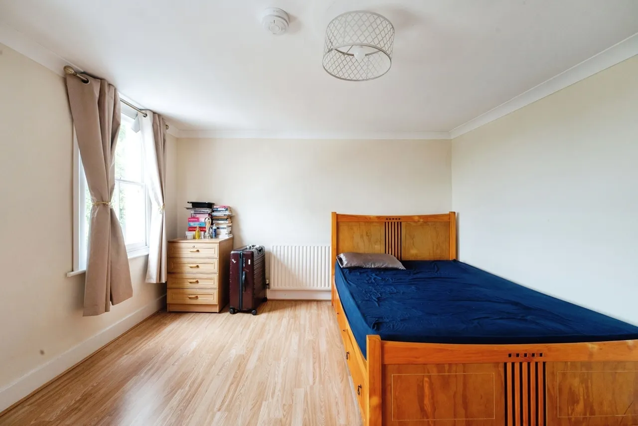 Nunhead Green, London, SE15, photo 14