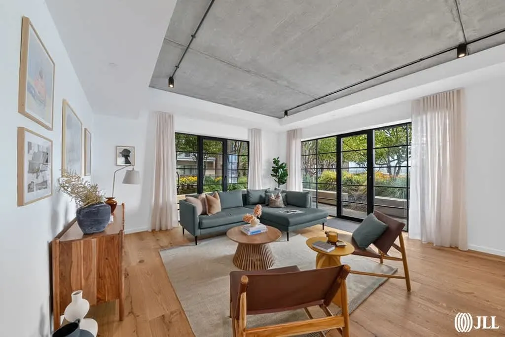 Orchard Place, London, E14, photo 2