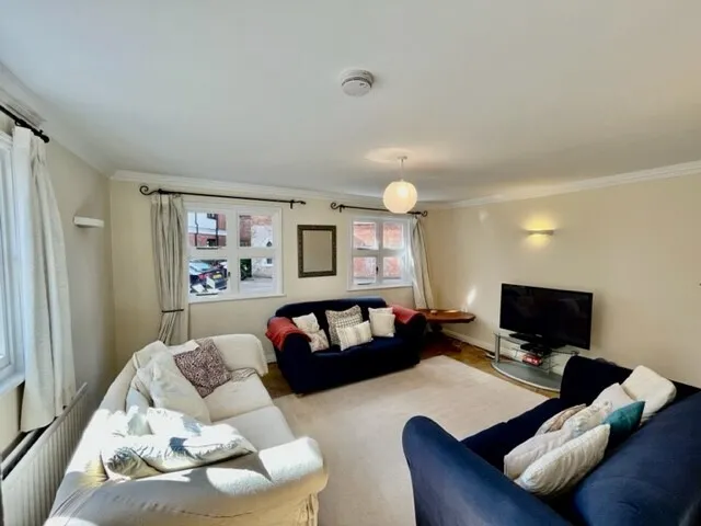 Squirhill Place, Leamington Spa, CV31, photo 2