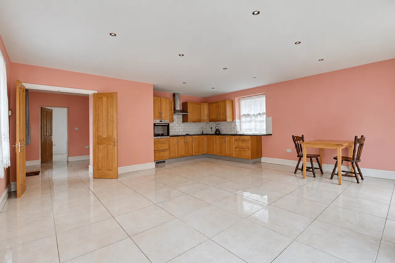 The Bungalow East Acridge, Barton-Upon-Humber, DN18, photo 3