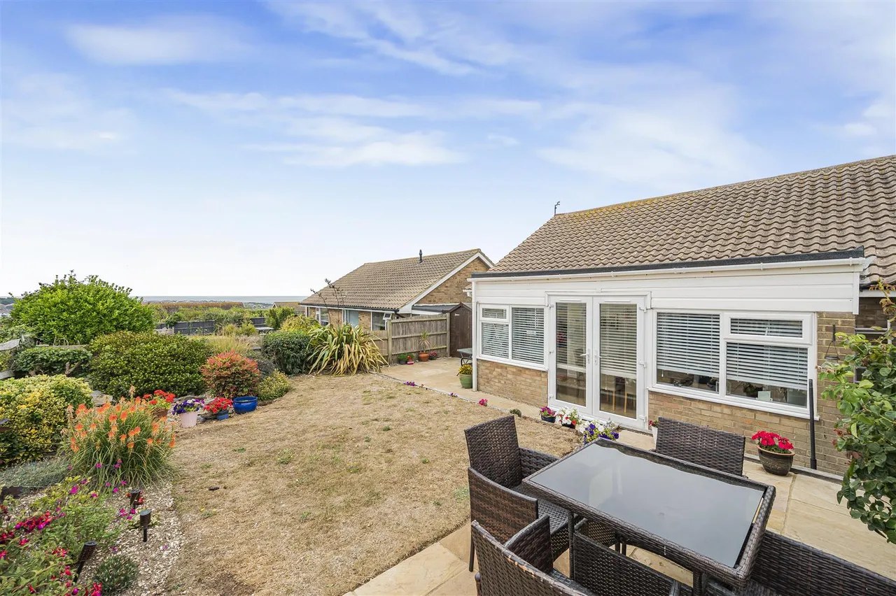 Antony Close, Seaford, photo 28