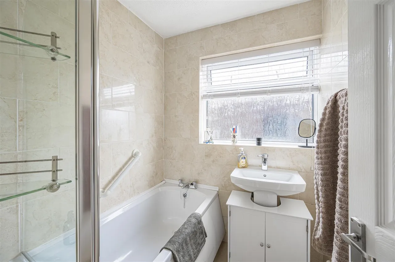 Antony Close, Seaford, photo 9