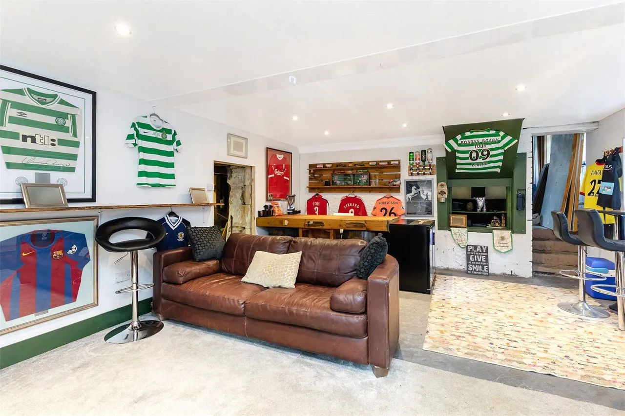 Glen Road, East Kilbride, Glasgow, South Lanarkshire, G74, photo 12