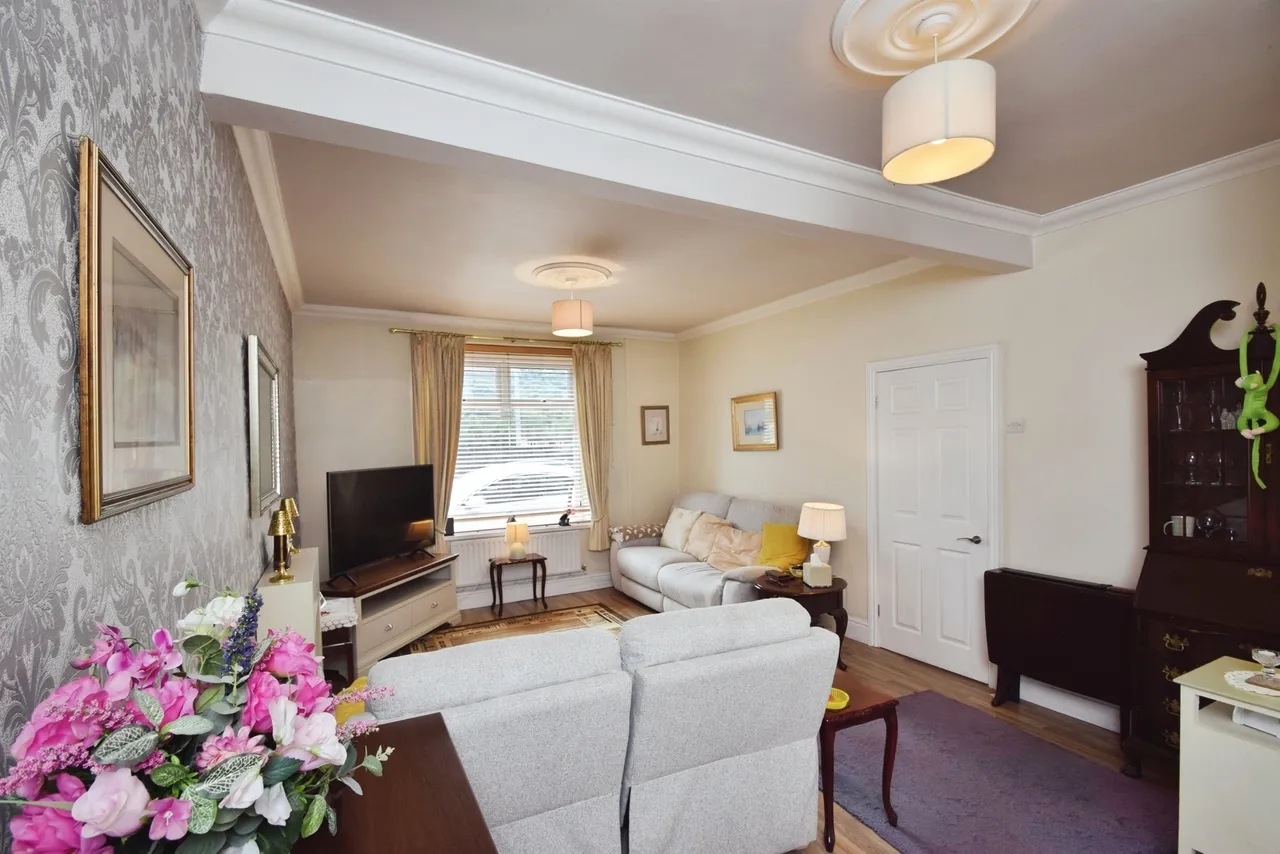 Nythbran Terrace, Porth, CF39, photo 3