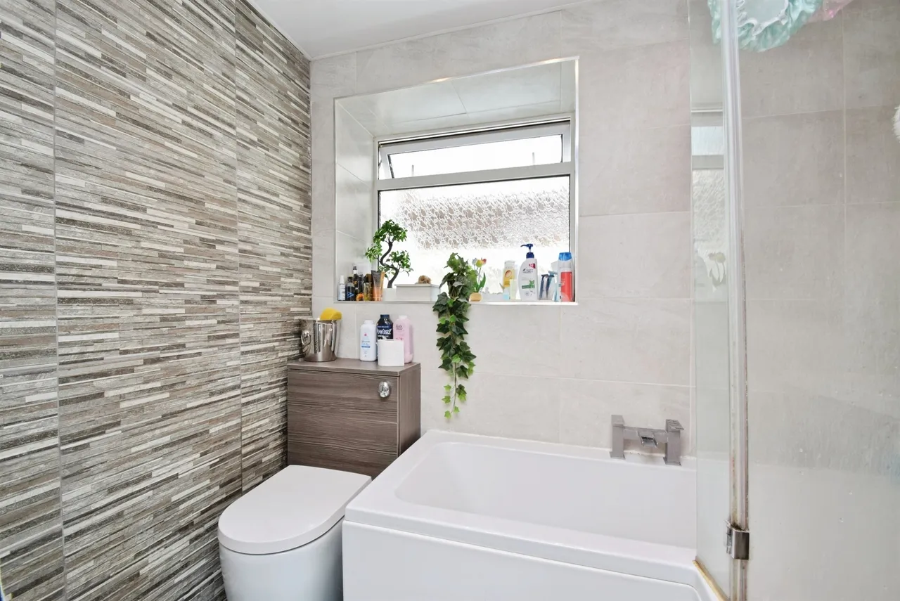 Nythbran Terrace, Porth, CF39, photo 8