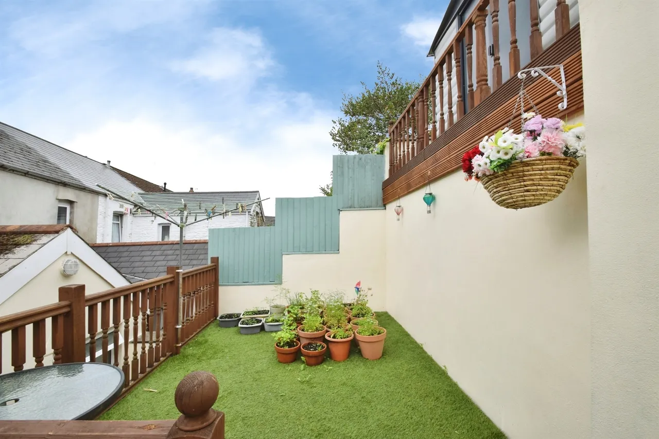 Nythbran Terrace, Porth, CF39, photo 16