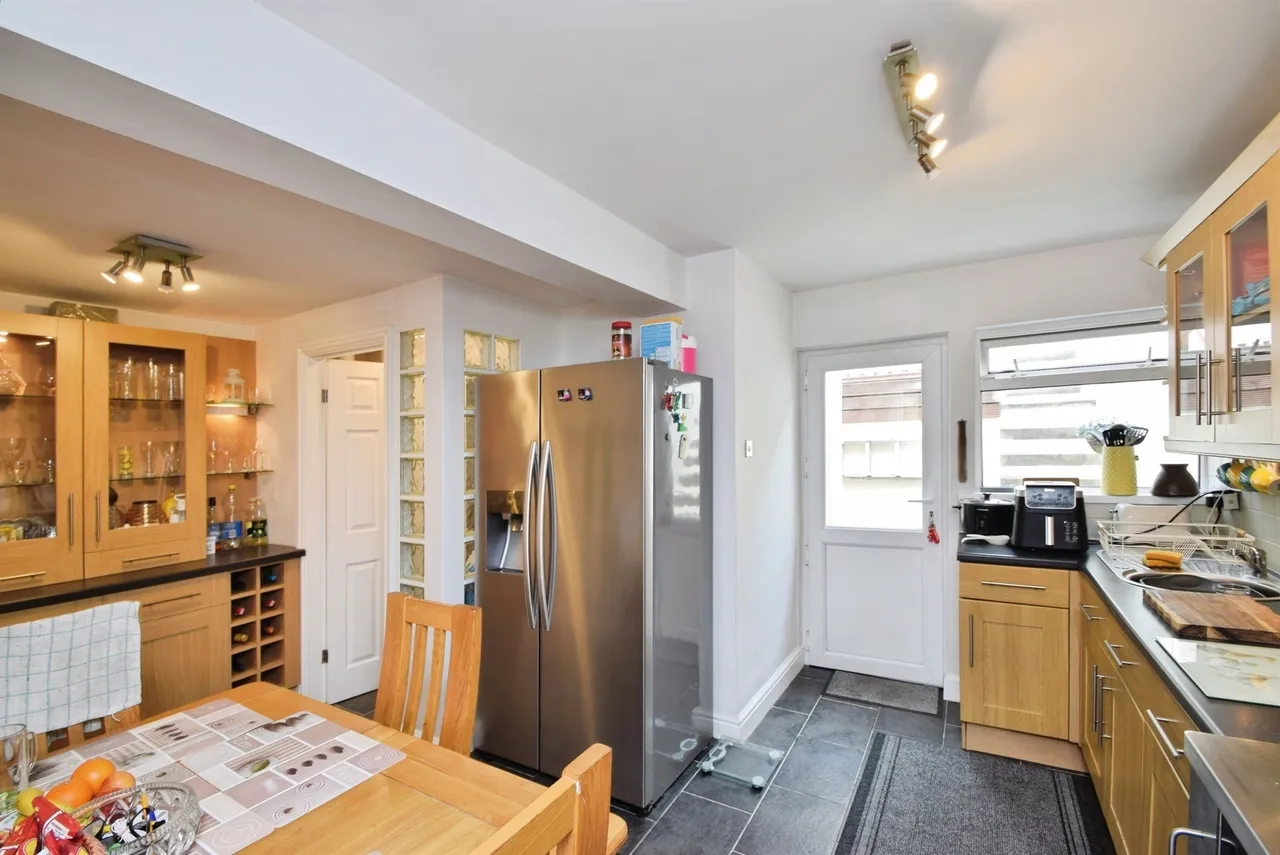 Nythbran Terrace, Porth, CF39, photo 4