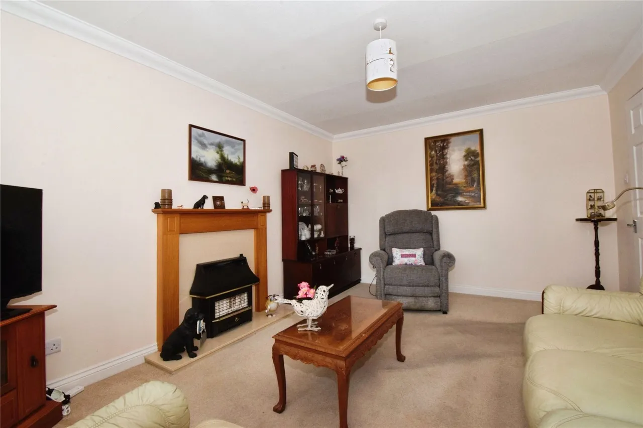 Buckfast Close, Wigston, LE18, photo 5