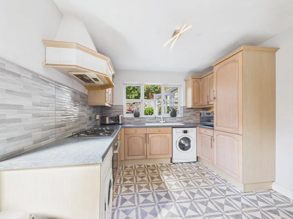 Penmere Drive, Newquay, photo 12