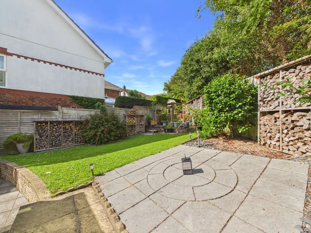 Penmere Drive, Newquay, photo 9