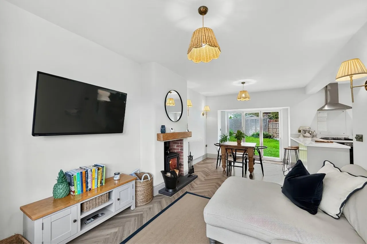 St. Georges Crescent, Timperley, WA15, photo 10