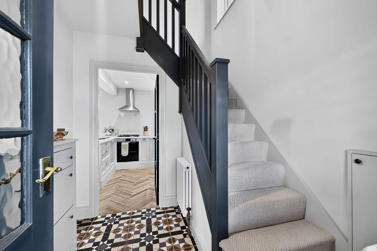 St. Georges Crescent, Timperley, WA15, photo 11