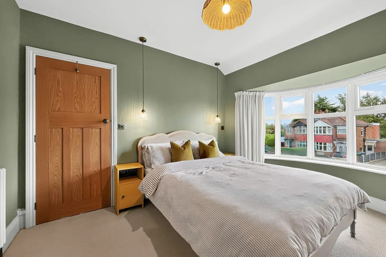 St. Georges Crescent, Timperley, WA15, photo 17