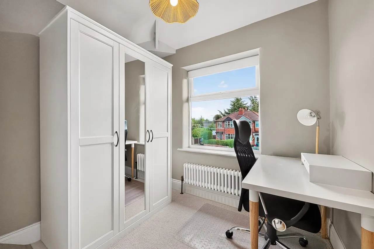 St. Georges Crescent, Timperley, WA15, photo 21