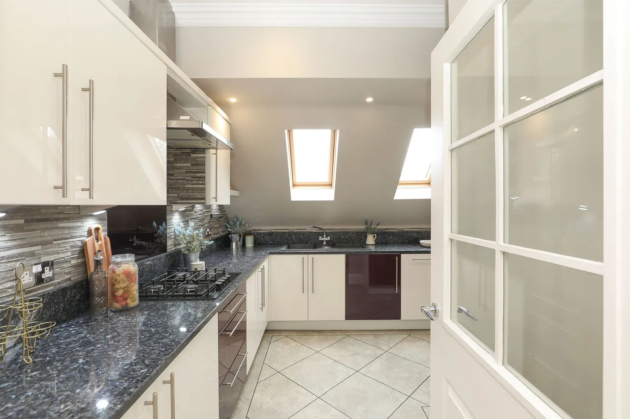 Millhouses Lane, Sheffield, S11, photo 10
