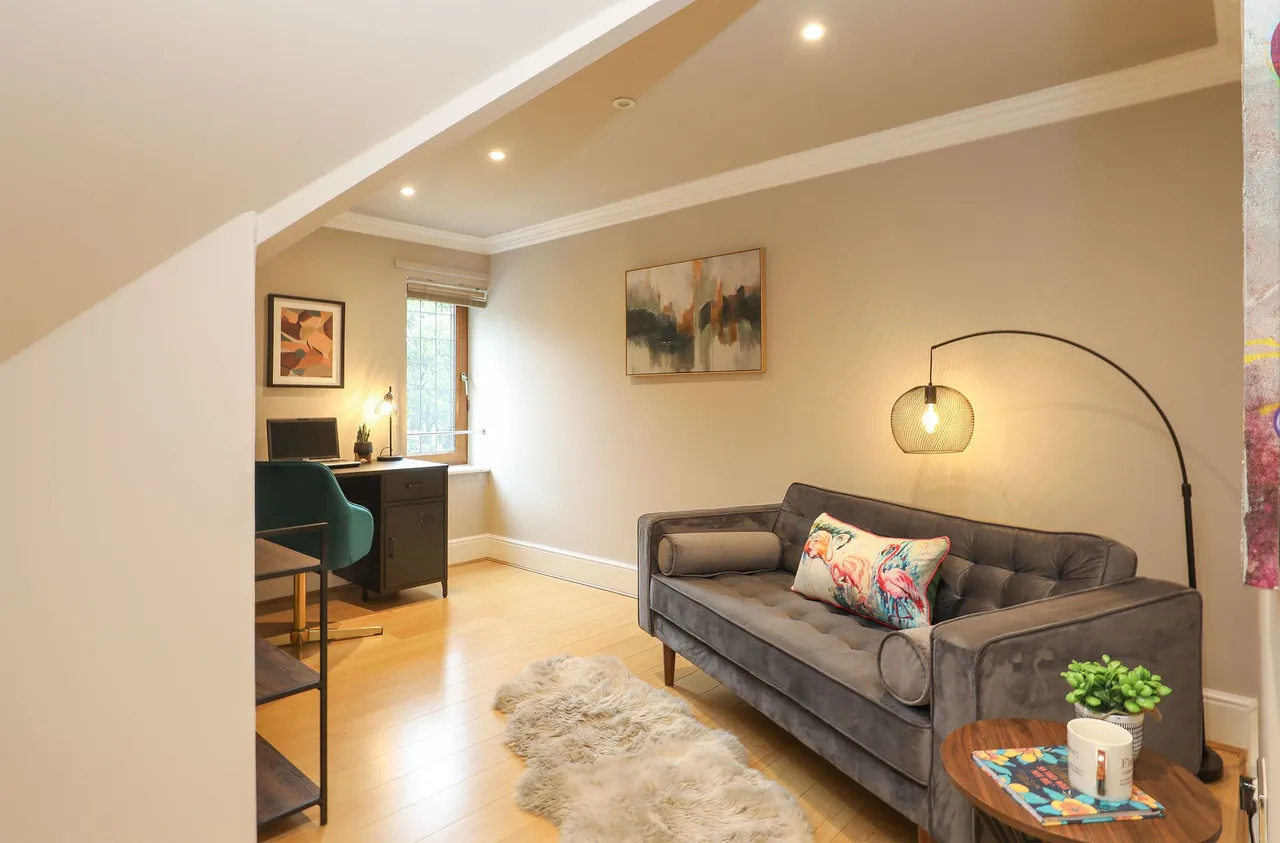 Millhouses Lane, Sheffield, S11, photo 23