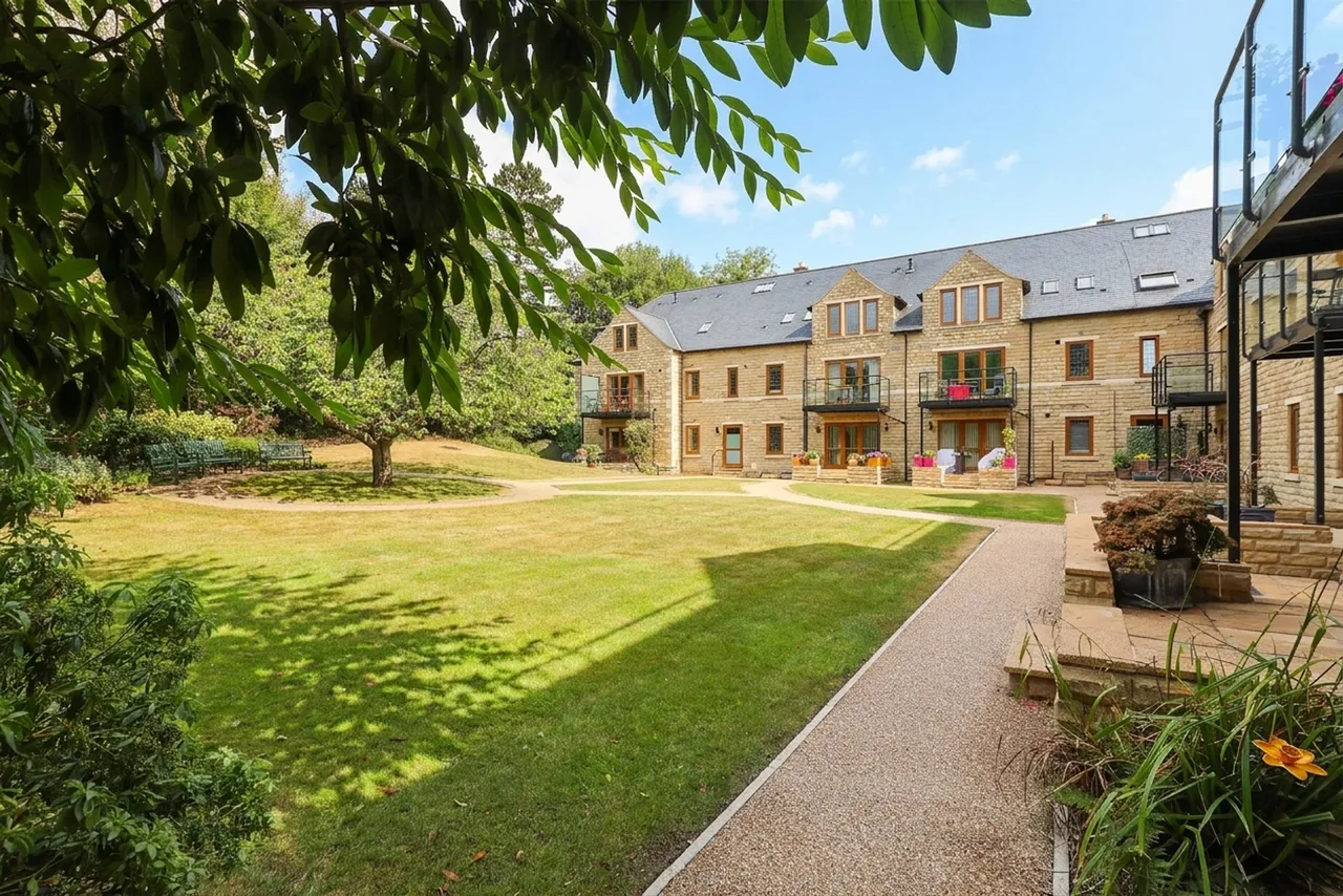 Millhouses Lane, Sheffield, S11, photo 3