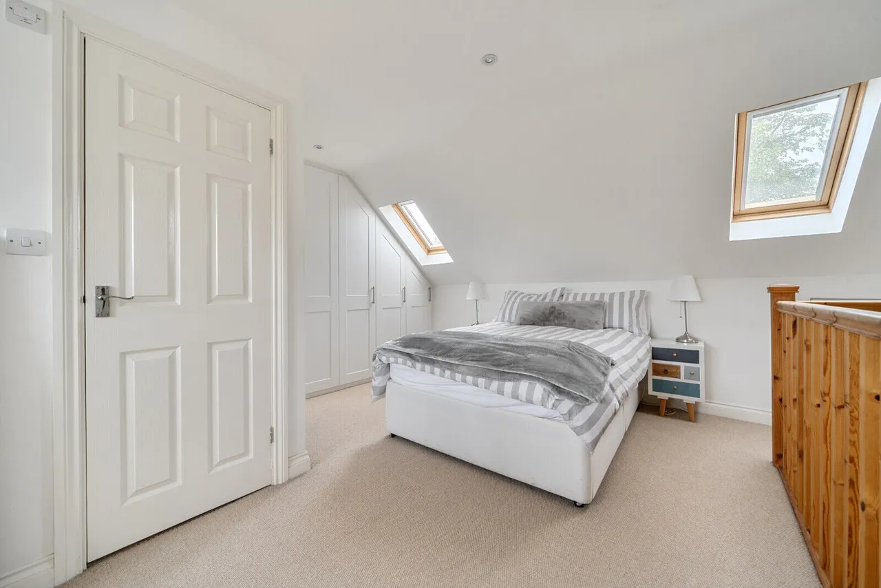 Spring Gardens, Theale, RG7, photo 15