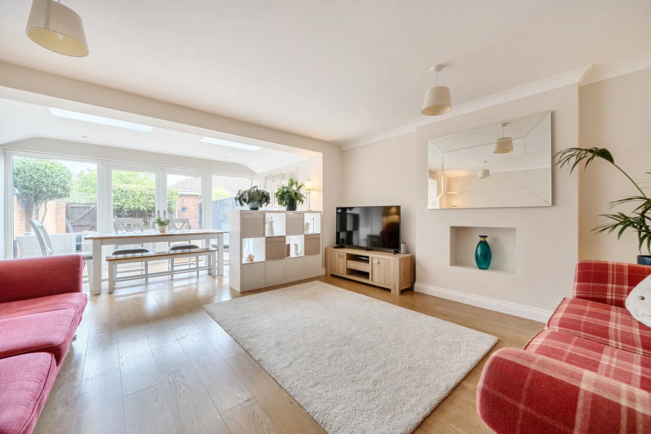 Spring Gardens, Theale, RG7, photo 2