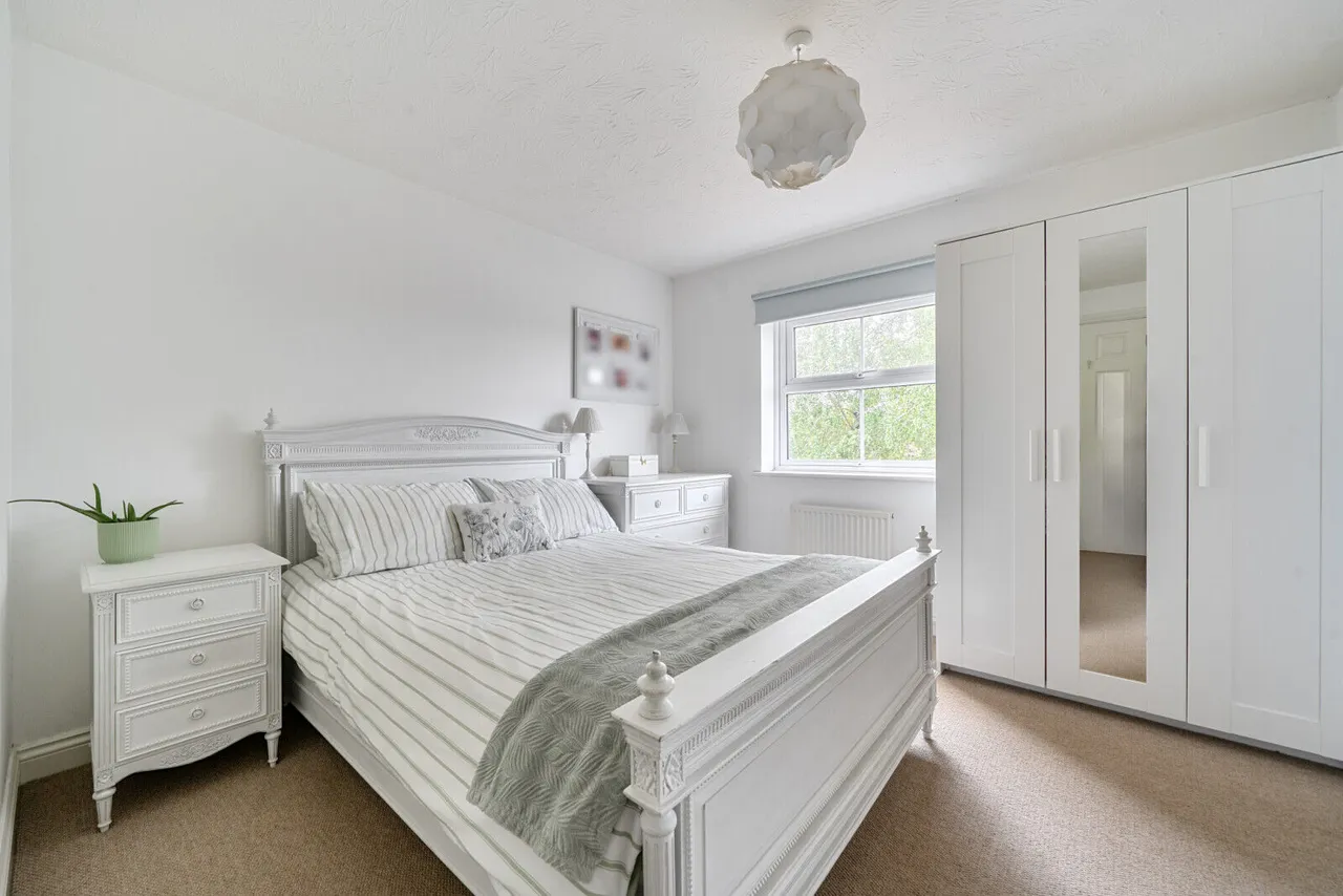 Spring Gardens, Theale, RG7, photo 9