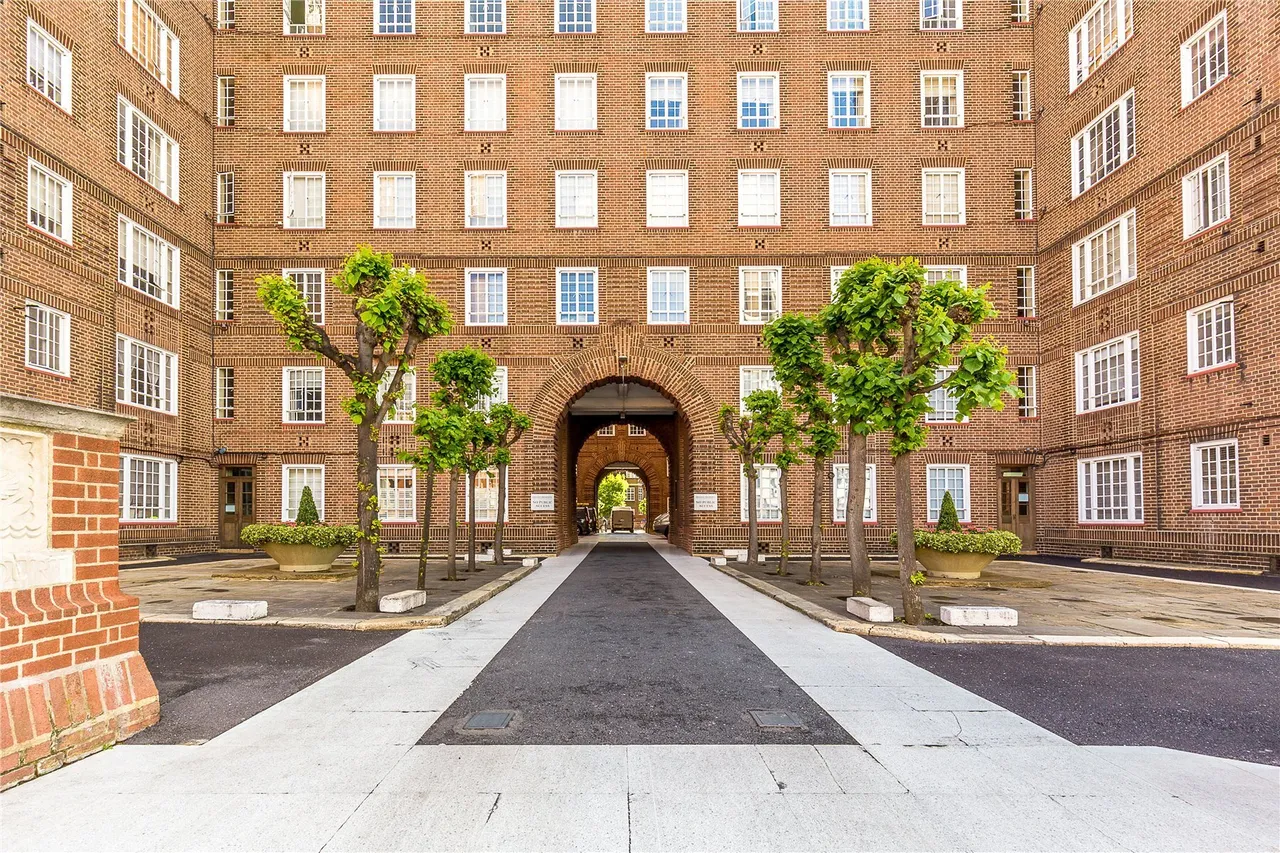 Swan Court, Chelsea Manor Street, Chelsea, London, SW3, photo 4