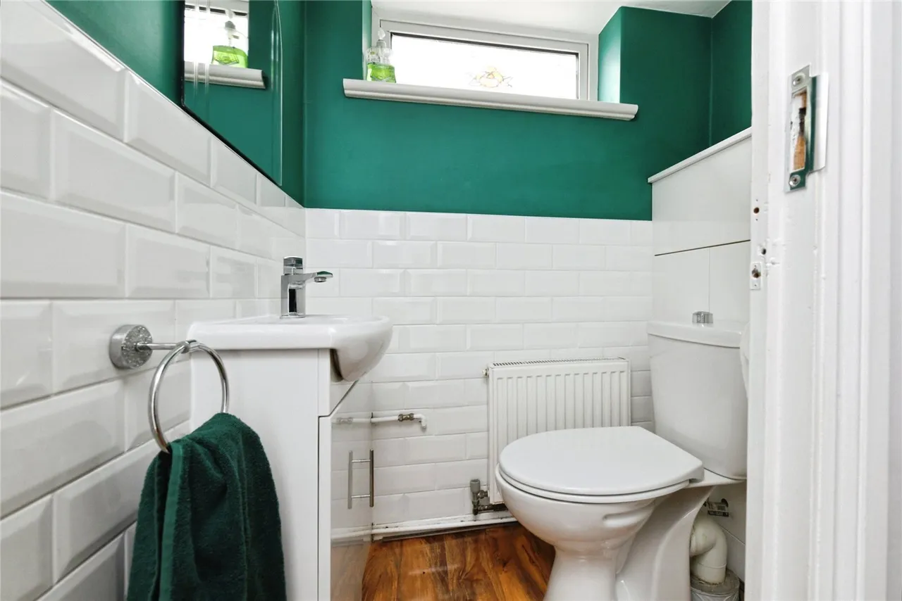 New England Crescent, Great Wakering, Southend-on-Sea, Essex, SS3, photo 12