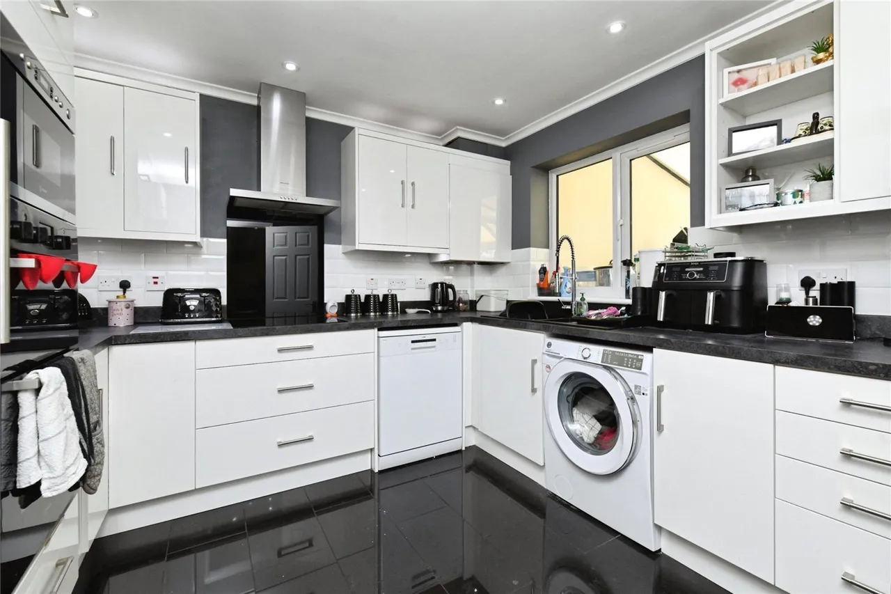 New England Crescent, Great Wakering, Southend-on-Sea, Essex, SS3, photo 5